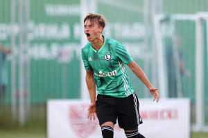 Legia Warszawa testuje zawodników do drużyny rezerw. Jednego powinna dobrze znać