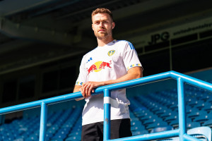 OFICJALNIE: Reprezentant Szwecji przeszedł do Leeds United