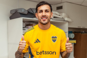 OFICJALNIE: Leandro Paredes wrócił do domu. Gorące powitanie [WIDEO]