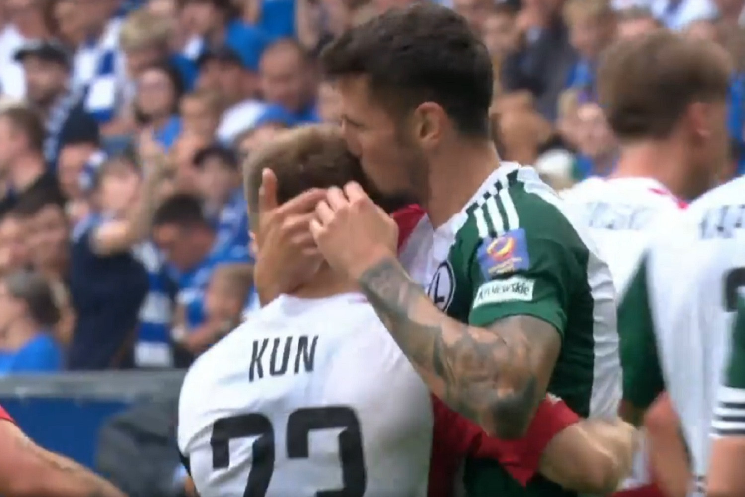 Legia Warszawa prowadzi z Lechem Poznań już dwiema bramkami! [WIDEO]