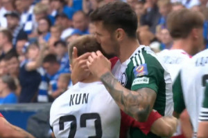 Legia Warszawa prowadzi z Lechem Poznań już dwiema bramkami! [WIDEO]