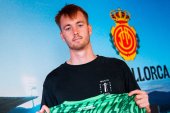 OFICJALNIE: Mierzący 205 centymetrów bramkarz rozstał się z Chelsea. Czas na LaLigę