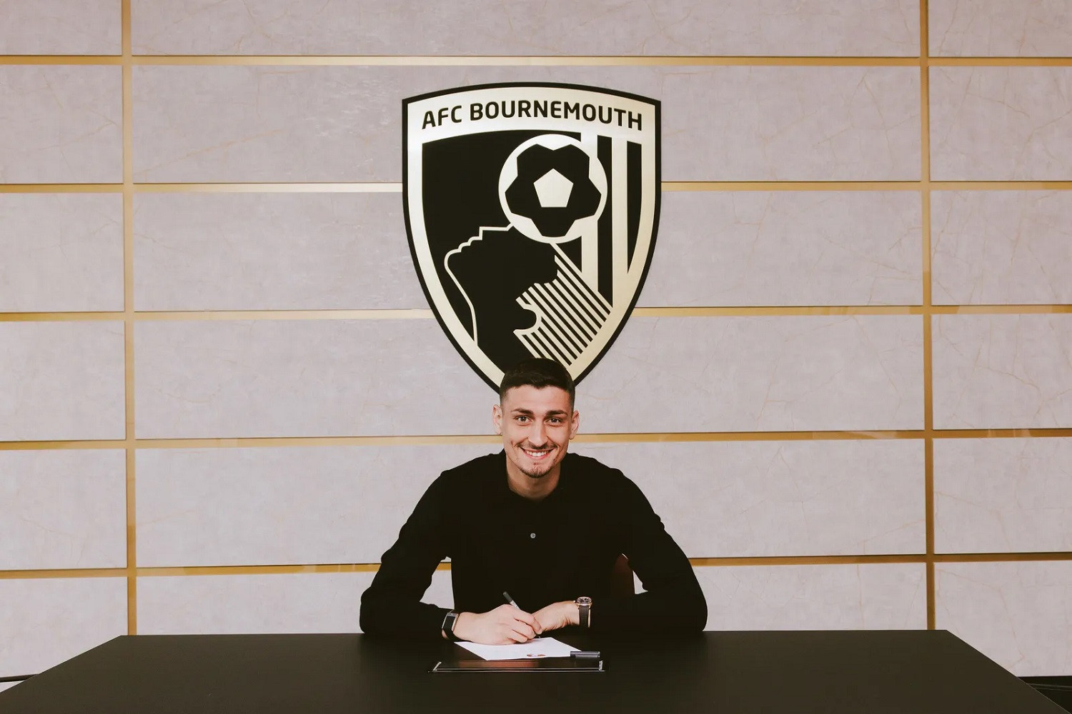 OFICJALNIE: Bournemouth ma nowego bramkarza. Transfer za 25 milionów funtów