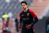 Manchester United skontaktował się z dwukrotnym mistrzem kraju. „Tańszy niż Emiliano Martínez”