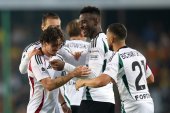 Niechciany duet szaleje. Legia Warszawa zwycięska w Kielcach [WIDEO]