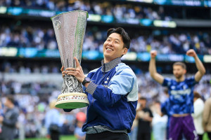 Heung-min Son finalizuje rekordowy transfer! Przełomowy ruch