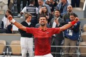 OFICJALNIE: Znani sportowcy zainwestowali w beniaminka Ligue 2. Wśród nich Novak Đoković
