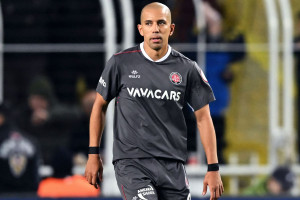 OFICJALNIE: Sofiane Feghouli wraca do gry. Egzotyczny transfer po rocznej przerwie
