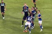 Gorąco w meczu Real Betis - Como 1907. Doszło do bójki [WIDEO]