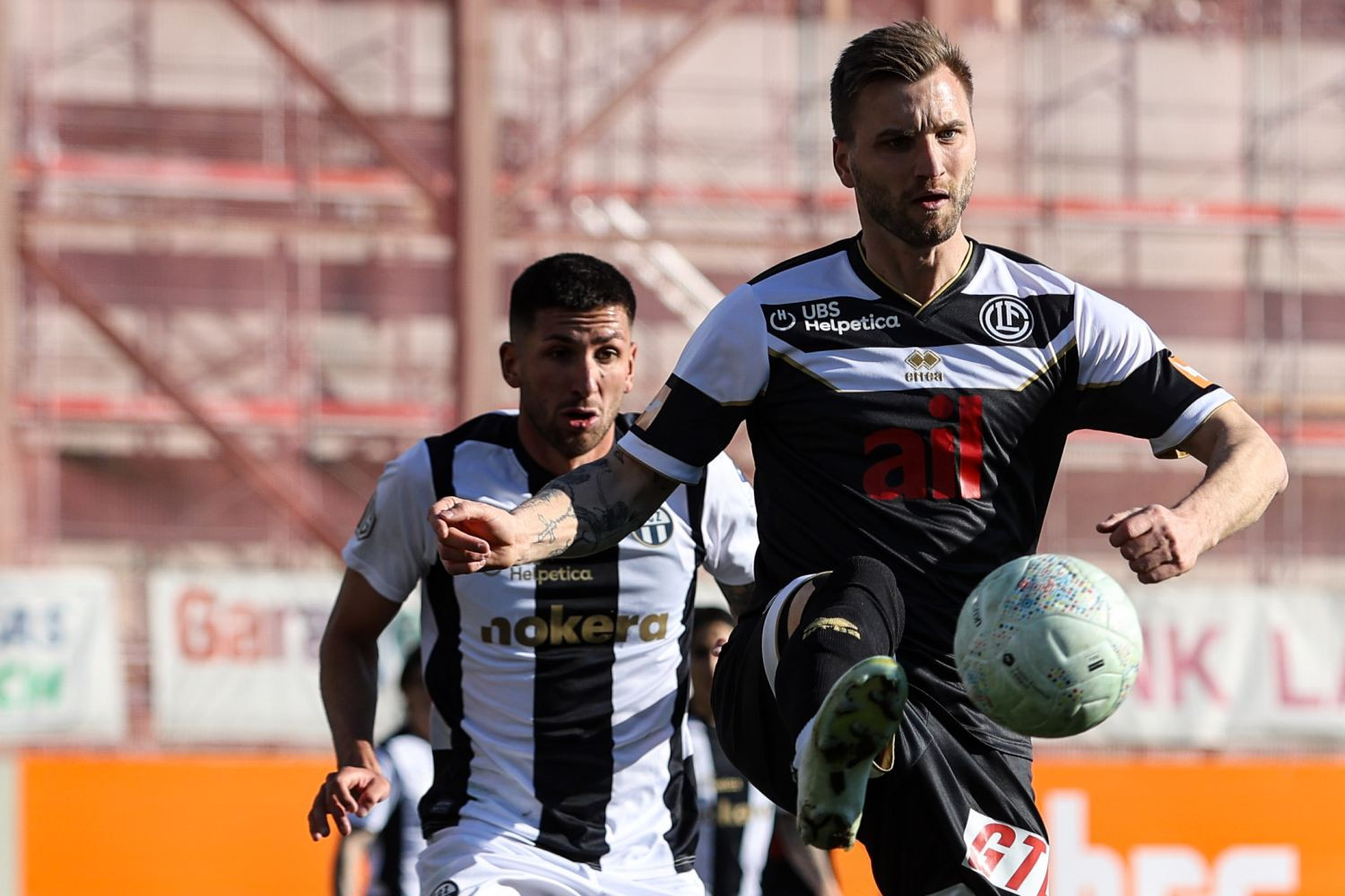 Kacper Przybyłko finalizuje zaskakujący transfer do Polski