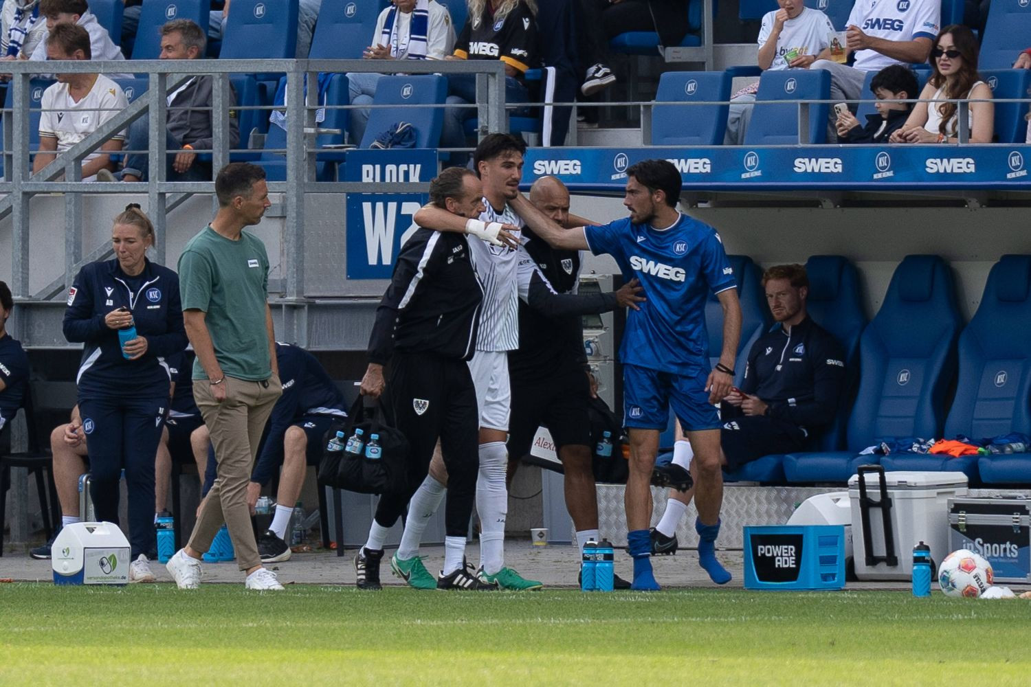 Miał pobić rekord transferowy Pogoni Szczecin, teraz przeżywa dramat. Gigantyczny pech po ośmiu minutach