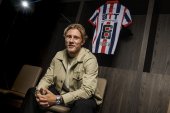 95 meczów w Eredivisie, zastąpi Oskara Repkę