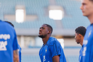 Ibrahima Konaté skomentował spekulacje transferowe. Dwie opcje