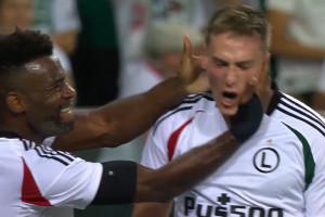 Legia Warszawa bardzo blisko odrobienia strat. Minął kwadrans i już 2:0! [WIDEO]