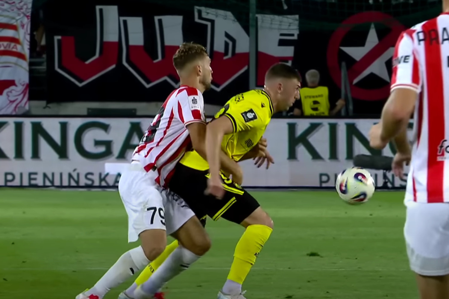 Widzew Łódź pokrzywdzony?! „Arbitrzy kompletnie wypaczyli wynik meczu”