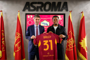 OFICJALNIE: Leon Bailey rozpoczął nową przygodę. Trzecia topowa liga