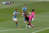 Gianluigi Donnarumma potrzebny na już. Katastrofalny debiut Jamesa Trafforda na Etihad Stadium [WIDEO]