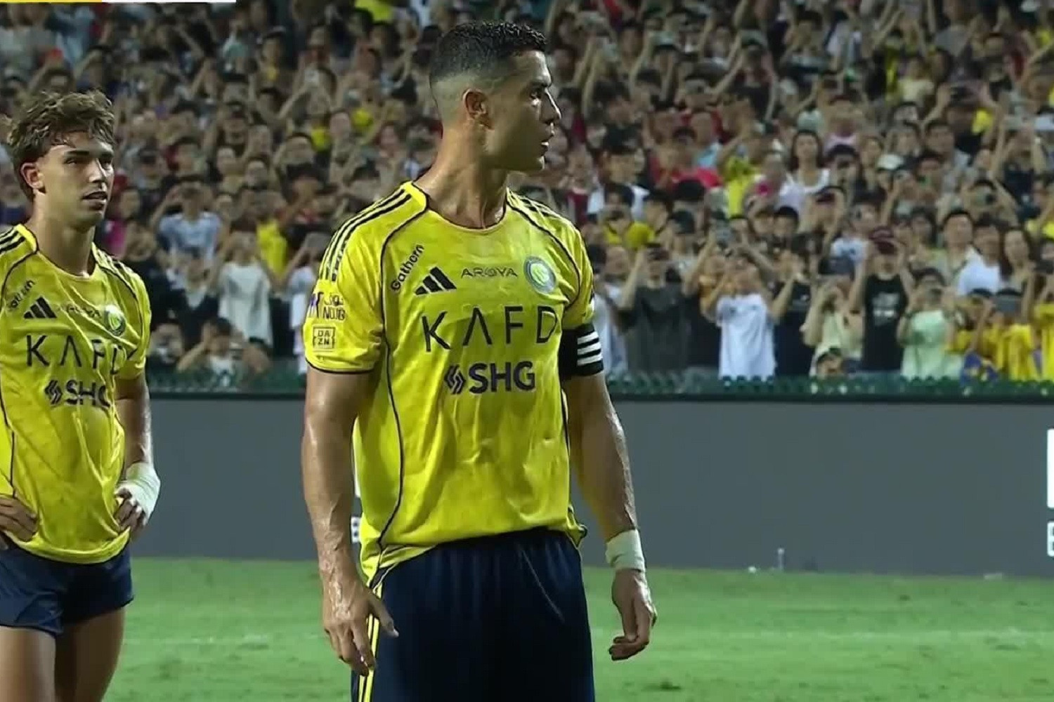 Cristiano Ronaldo nie przerwał pięcioletniej czarnej serii [WIDEO]. Na pocieszenie osiągnął legendarny kamień milowy