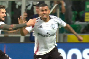 Legia Warszawa o krok przed katastrofą. Na ratunek Jurgen Elitim [WIDEO]