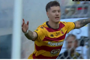 Jagiellonia Białystok znalazła następcę Afimico Pululu?! [WIDEO]