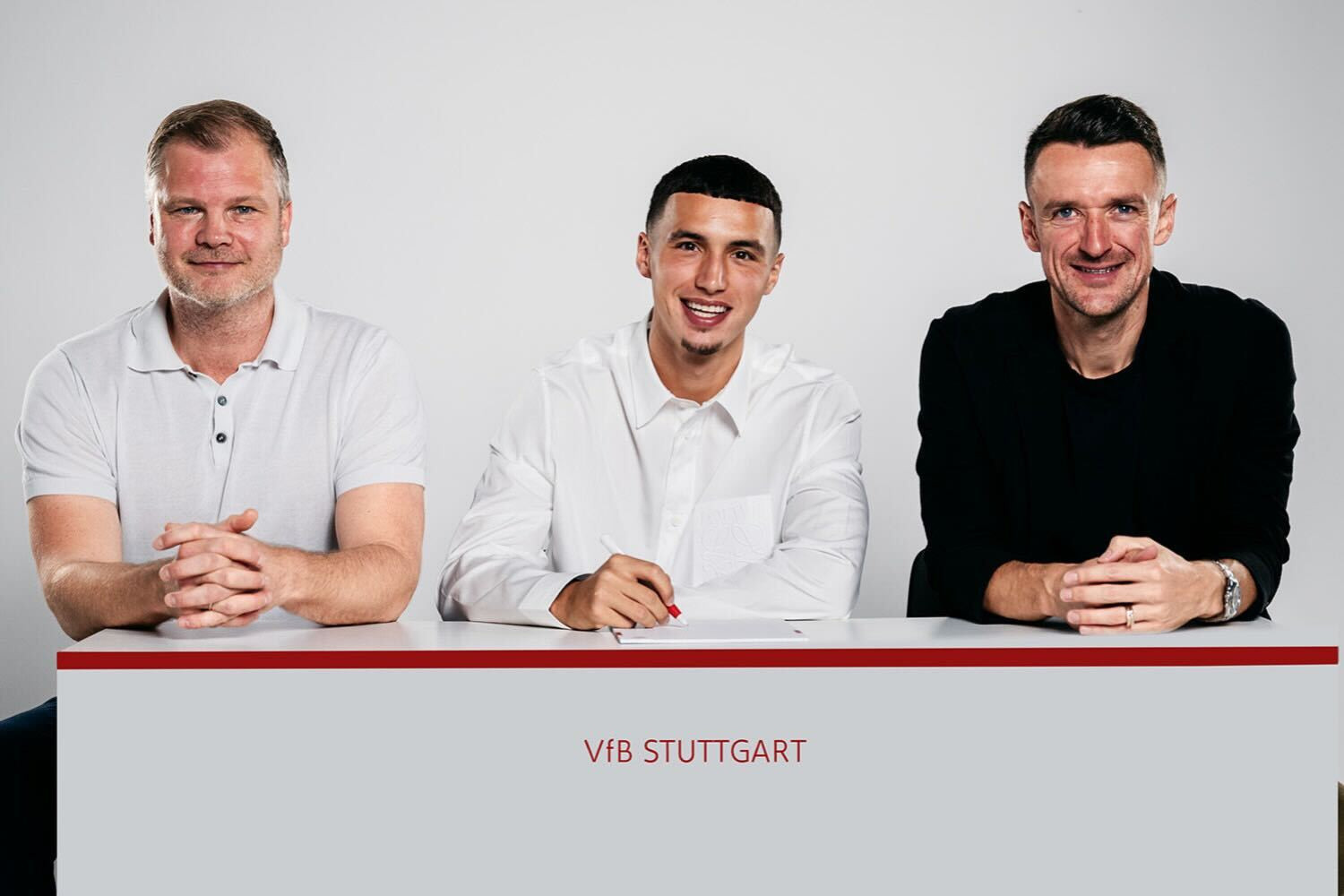OFICJALNIE: Miał zostać następcą Eberechiego Eze, odszedł do VfB Stuttgart