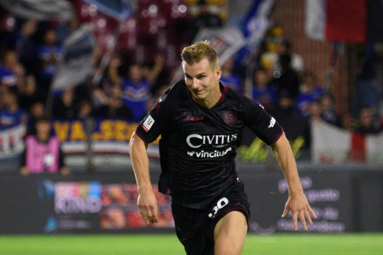 Mateusz Łęgowski z opcją powrotu do Ekstraklasy. Chcą to zrobić