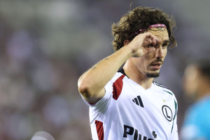 Legia Warszawa zablokowała transfer napastnika