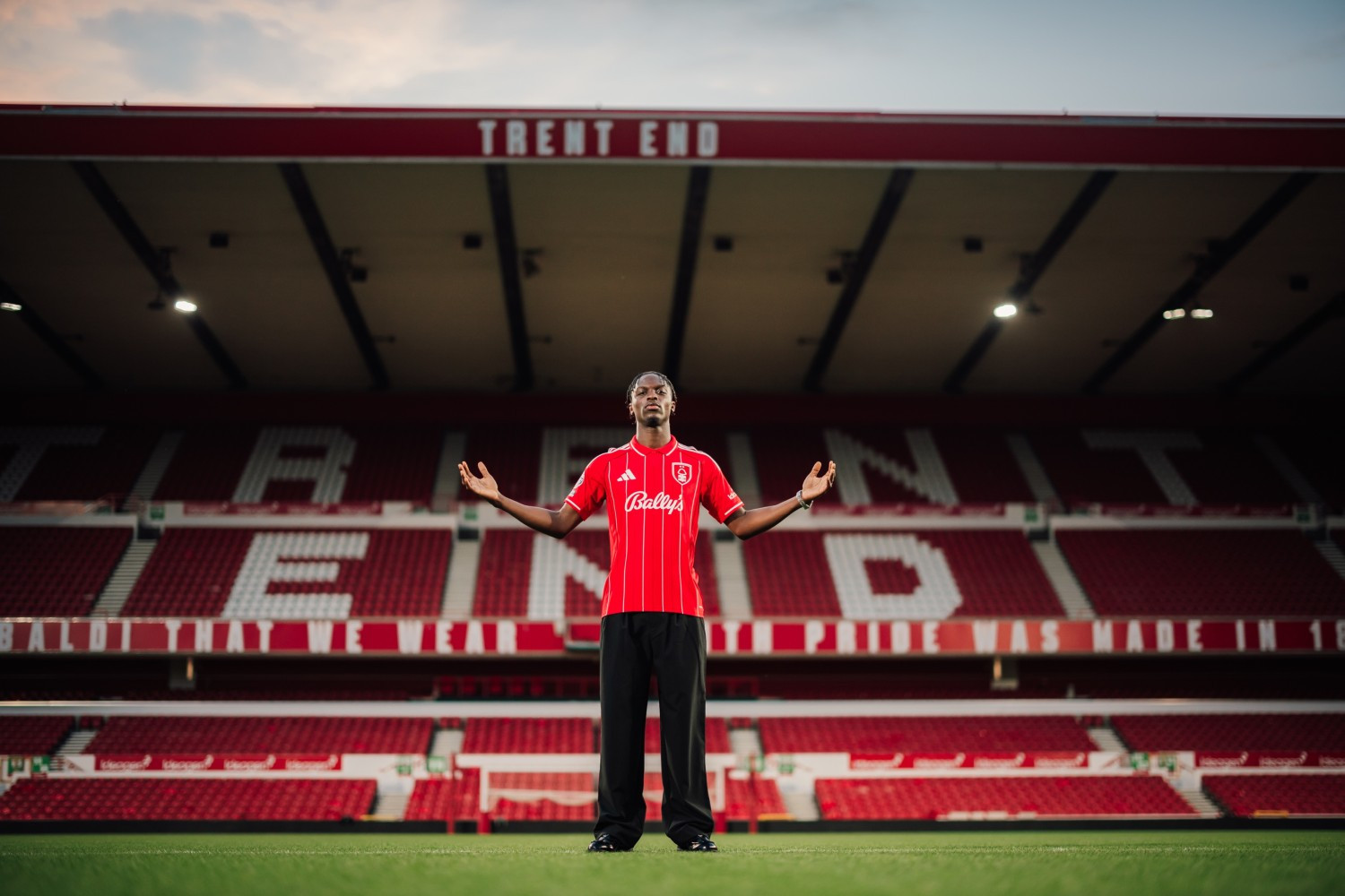 Ponad 40 milionów euro. Nottingham Forest zaszalało na finiszu Transfer Deadline Day [OFICJALNIE]