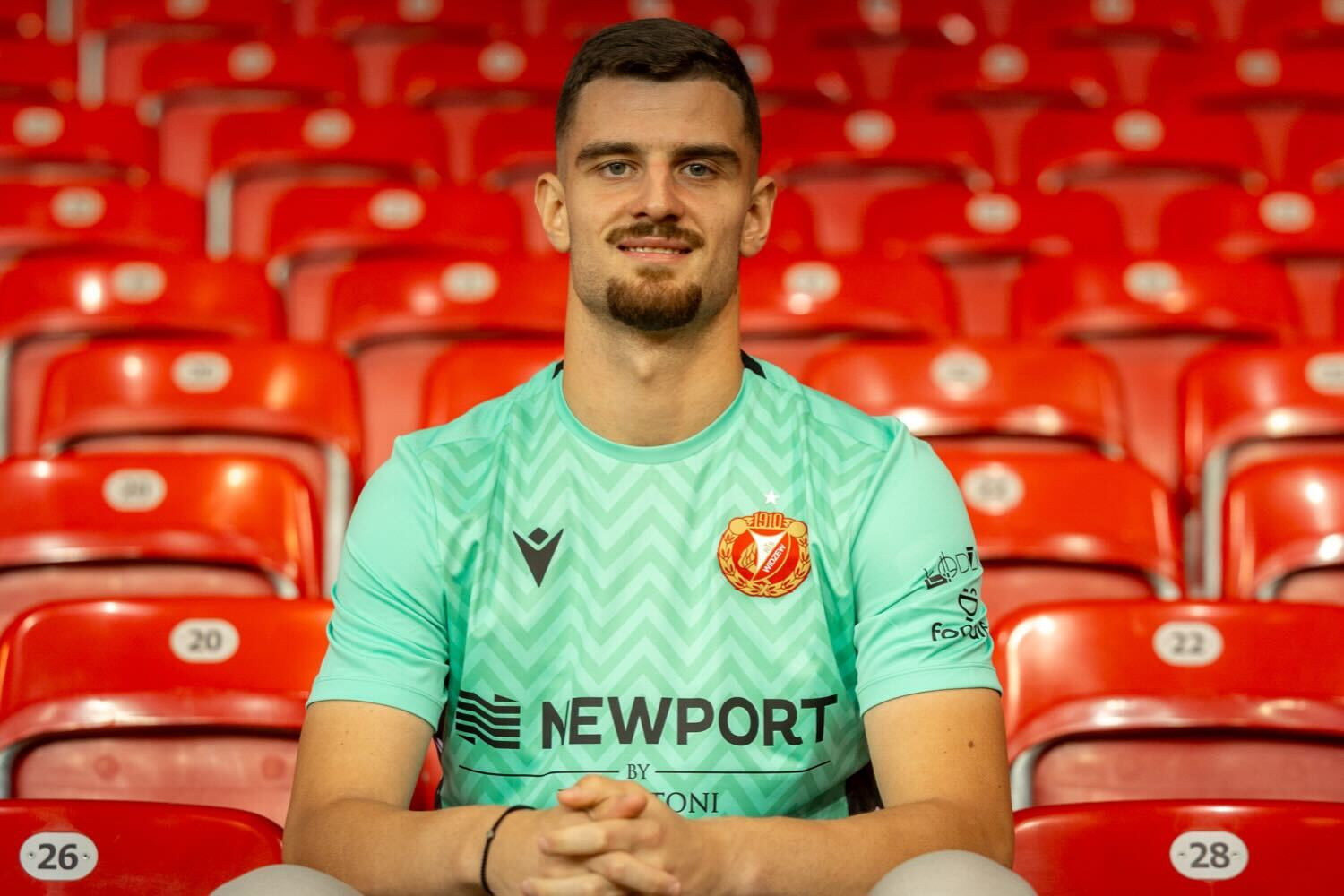 Widzew Łódź ma nowego bramkarza. To już ponad pięć milionów euro wydane w letnim oknie [OFICJALNIE]