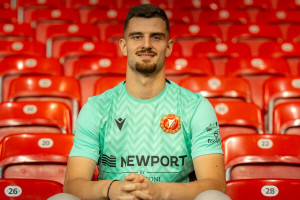 Widzew Łódź ma nowego bramkarza. To już ponad pięć milionów euro wydane w letnim oknie [OFICJALNIE]