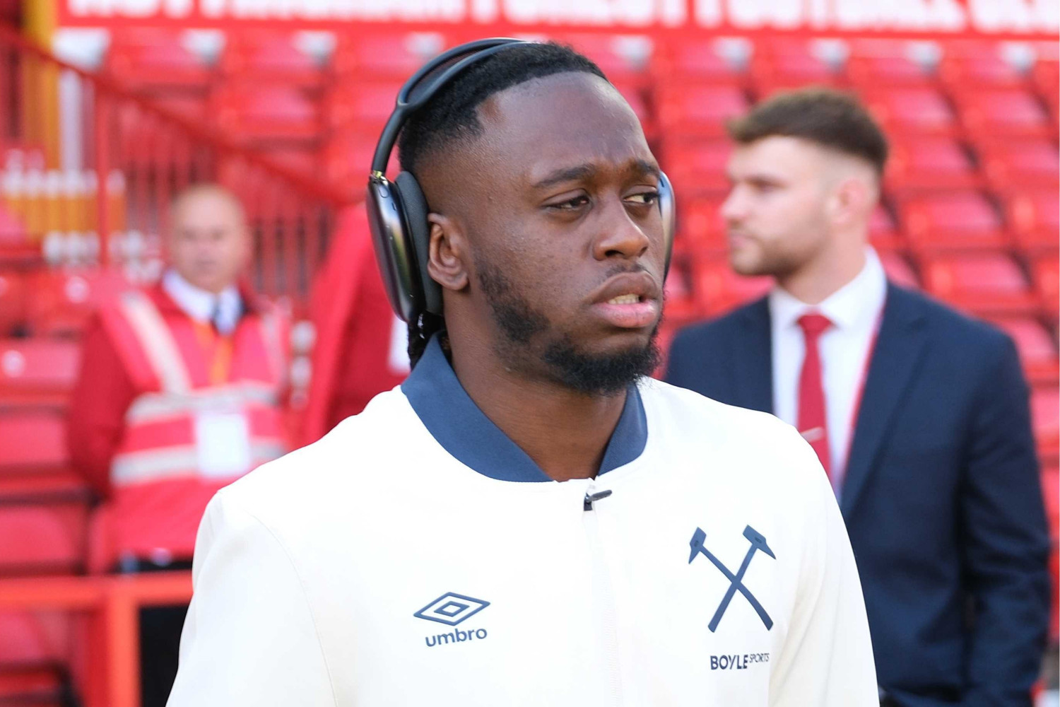OFICJALNIE: Aaron Wan-Bissaka w jednej drużynie z graczem Legii Warszawa. Premierowe powołanie do reprezentacji