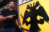 OFICJALNIE: AEK Ateny zastąpił Damiana Szymańskiego byłym zawodnikiem Liverpoolu i FC Porto