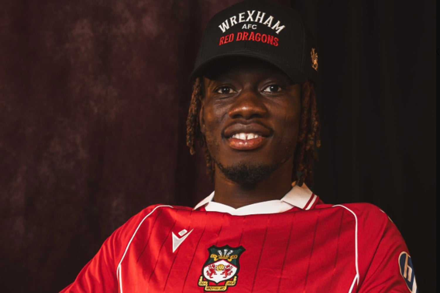 OFICJALNIE: Wrexham AFC ściągnęło piłkarza z Manchesteru City