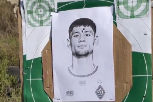 Mógł trafić do Legii Warszawa. Kibice nowego klubu go nienawidzą, mocne nagranie [WIDEO]