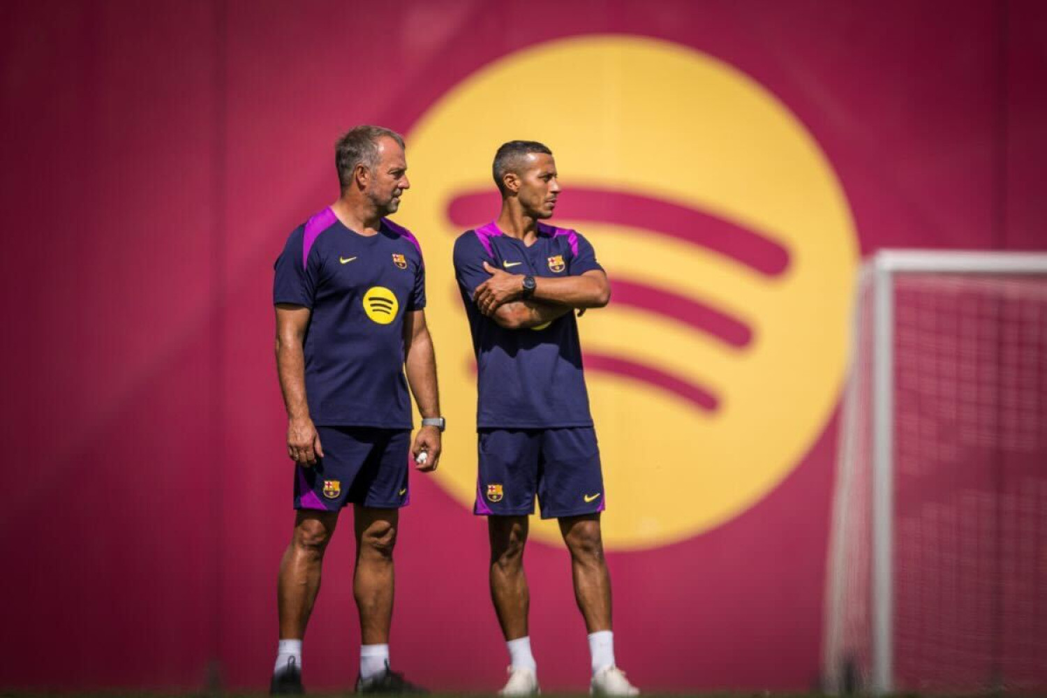 OFICJALNIE: Thiago Alcántara ponownie w FC Barcelonie. Hansi Flick ma nowego asystenta