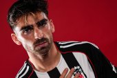 Beşiktaş ma nowego skrzydłowego. Prosto z Premier League [OFICJALNIE]
