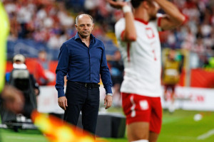OFICJALNIE: Pokonał i zremisował z Polską, teraz zrezygnował po blamażu z Norwegią 1-11