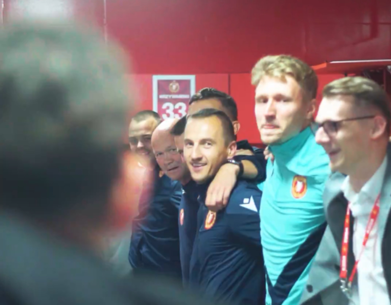 W Widzewie Łódź ponownie udzielił się weselny klimat. Zespół odreagował w szatni [WIDEO]