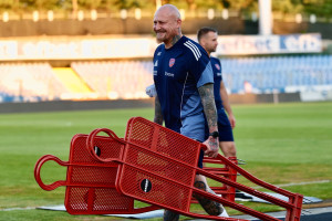 „Ogarnijcie ich”. Trener bramkarzy Rakowa Częstochowa zareagował