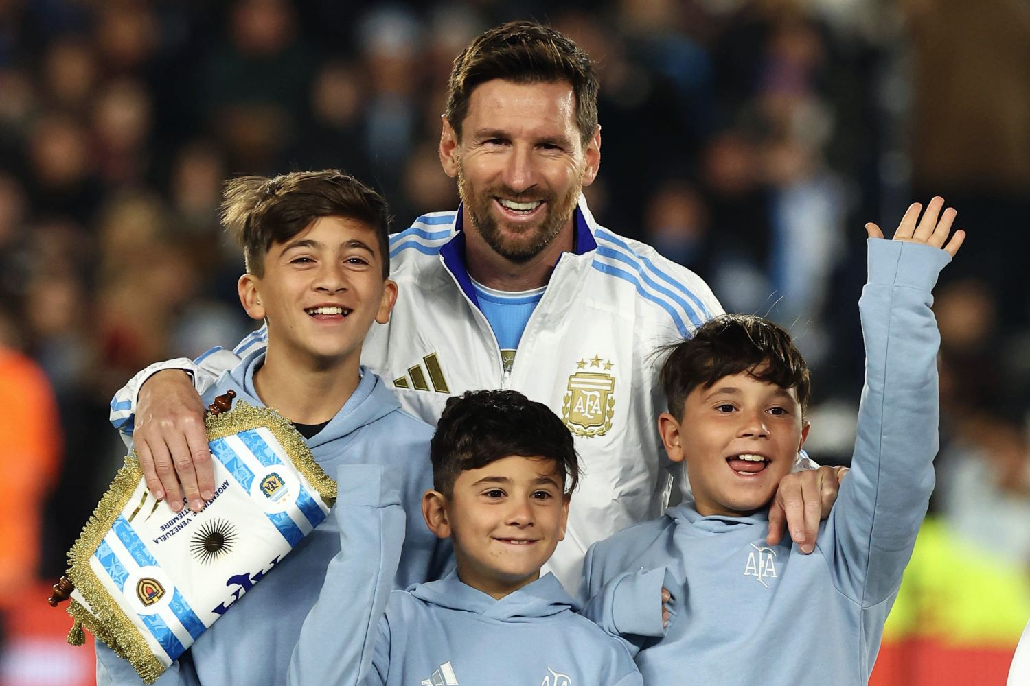 Tam będzie grał Lionel Messi! Finalizuje „wieloletni” kontrakt