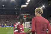 Absurdalna czerwona kartka w meczu Liverpoolu. Co sobie myślał Hugo Ekitike?!