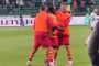 Afimico Pululu vs kibice Legii Warszawa [WIDEO]