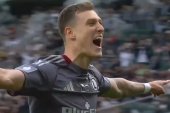 Przeważył jeden gol. Legia Warszawa lepsza od Pogoni Szczecin [WIDEO]