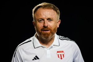 Piotr Stokowiec triumfuje. Były klub pokonany [WIDEO]