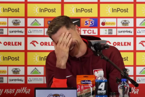 „Władca Pierścieni” na konferencji prasowej reprezentacji Polski. Robert Lewandowski nie powstrzymał śmiechu [WIDEO]