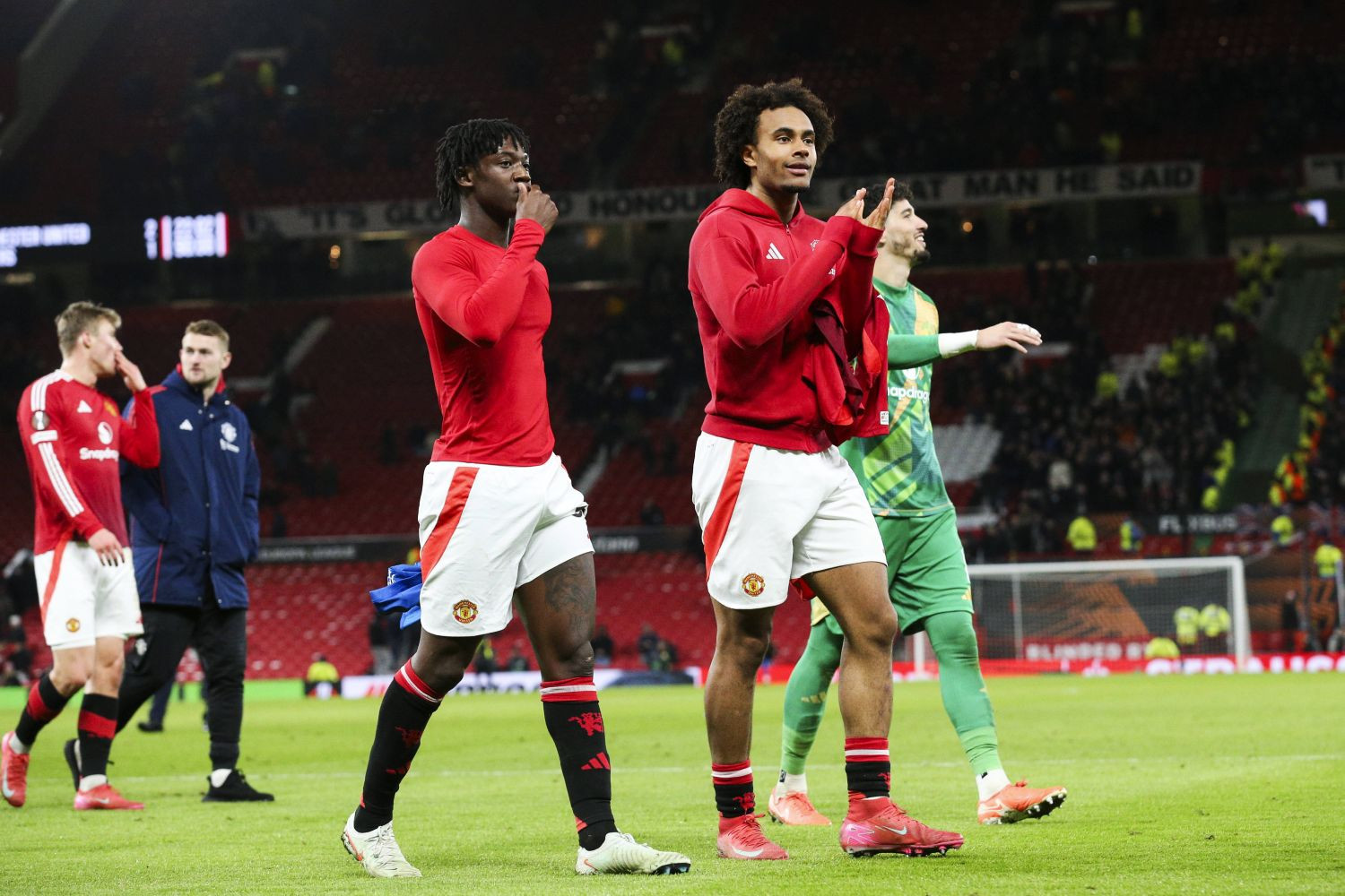 Manchester United zaplanował rozmowy z dwoma niezadowolonymi piłkarzami