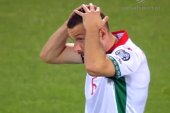Piłkarz Korony Kielce z samobójem w meczu eliminacyjnym Mistrzostw Świata. Trafienie wyjątkowej urody [WIDEO]
