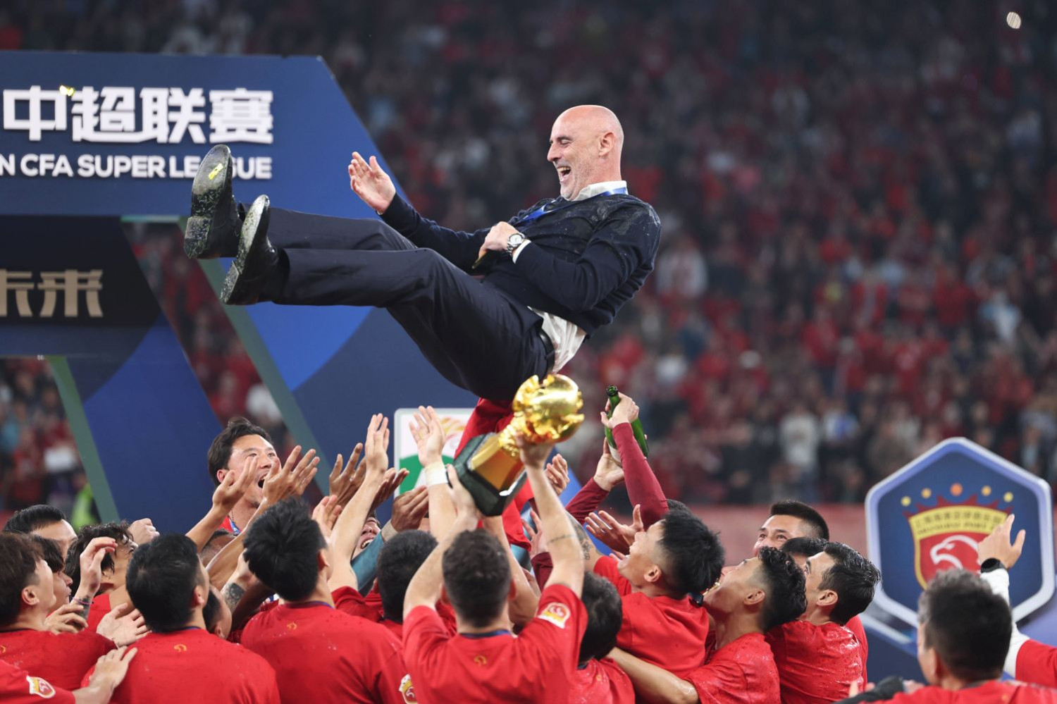 Do trzech razy sztuka?! To nowy kandydat na szkoleniowca Rangers, zaskakujące nazwisko