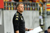 Dlatego Rafał Grzyb odszedł nagle z Jagiellonii Białystok. Na to zdenerwował się Adrian Siemieniec