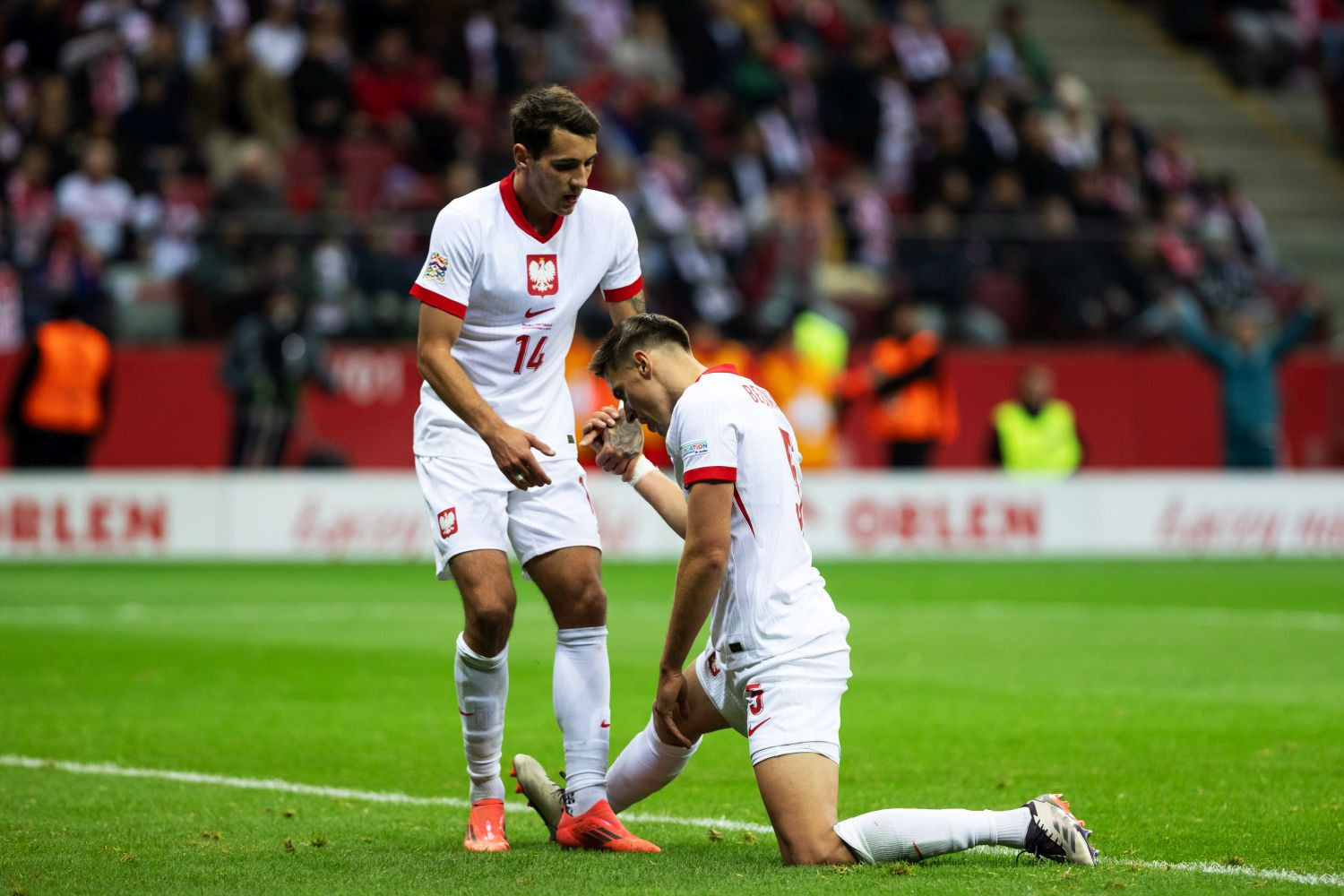 Jakub Kiwior i Jan Bednarek wracają do Anglii